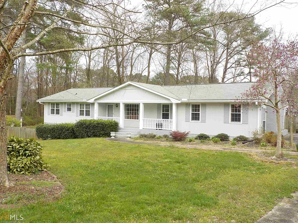 1st image of 2142 Plantation Ct