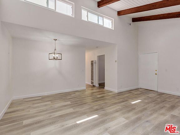5th image of 4911 Indian Wood Rd Unit 613