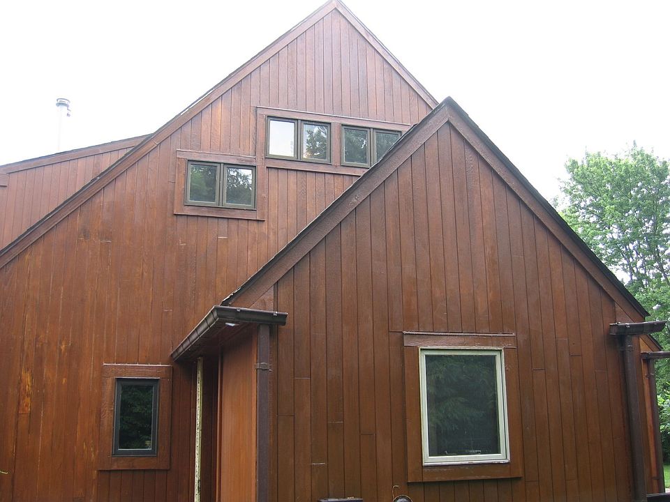 2nd image of 2126 Bustard Rd