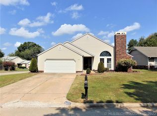 9203 E 95th St, Tulsa, OK 74133