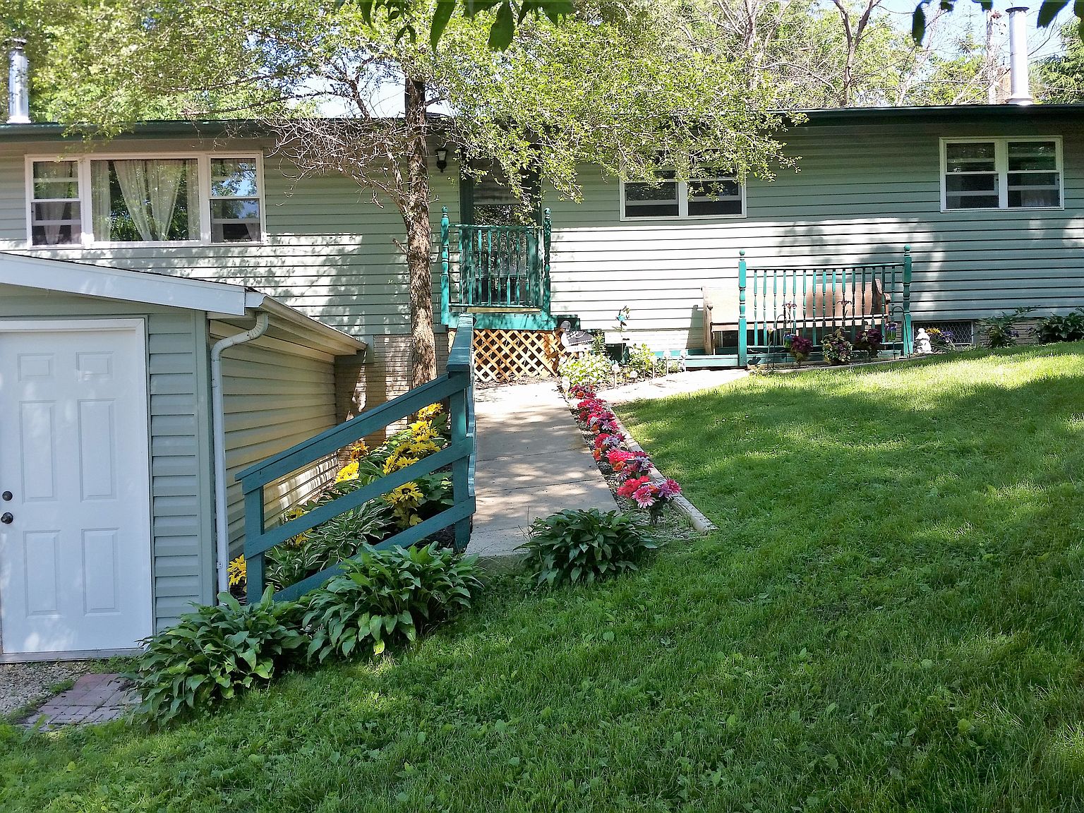 1616 Derby Ave NW, Swisher, IA 52338 Zillow