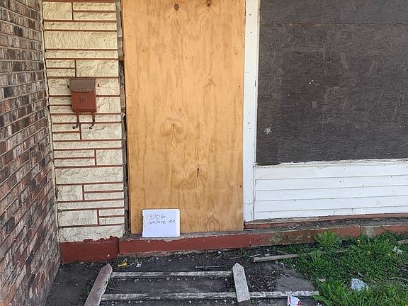 5th image of 13706 S Wallace Ave