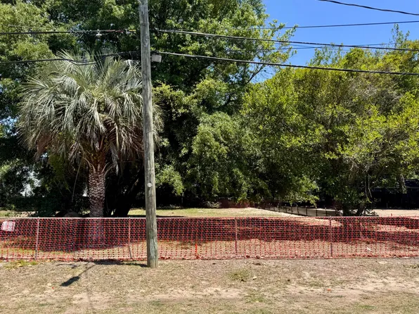 734 Kent St, Mount Pleasant, SC 29464