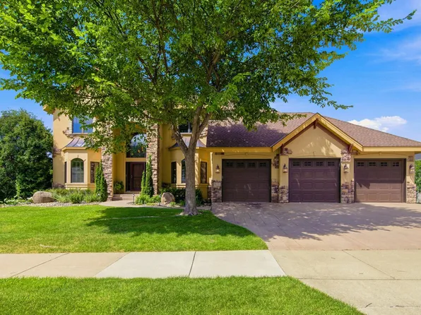 1008 Newhall Dr, Faribault, MN 55021
