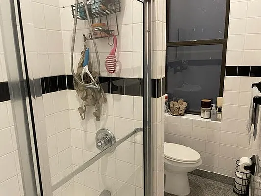 Rented by Friedman Roth Realty | media 11