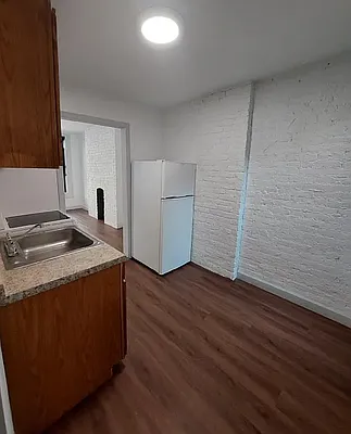 Rented by HORIZON REAL ESTATE PARTNERS CORPORATION | media 3