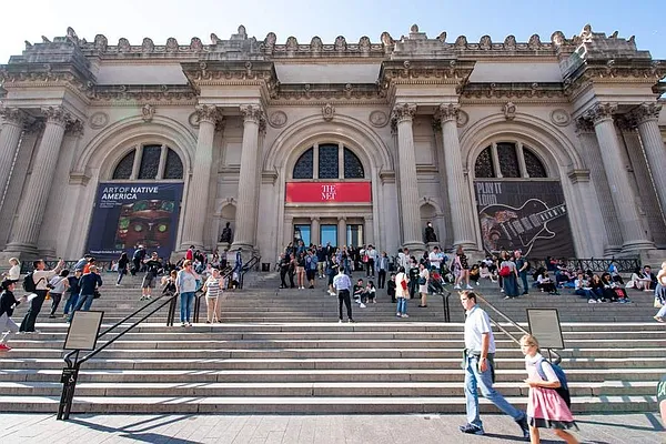 Sold by Sotheby's International Realty | media 14