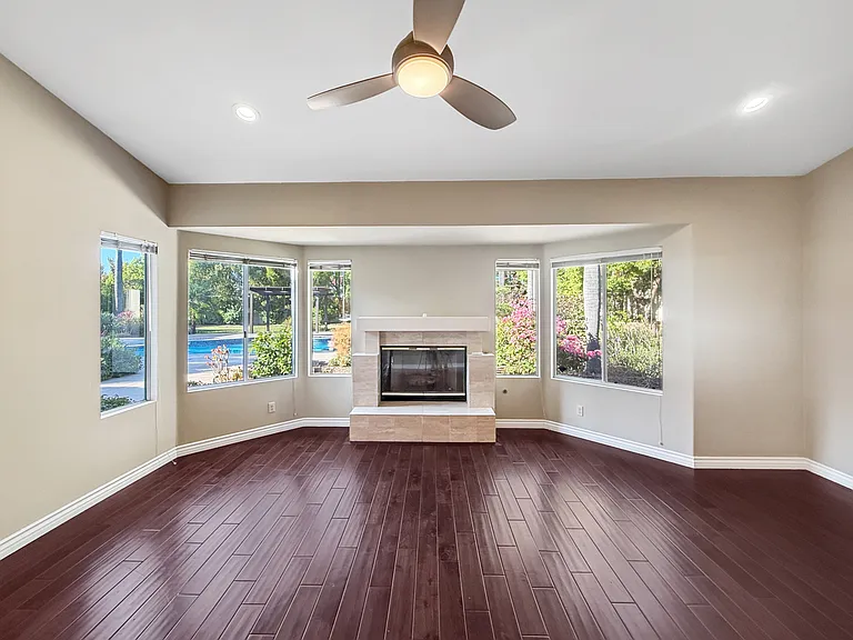 14212 Sandhill Rd — Photo 14