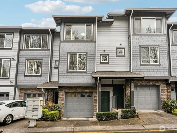 21264 SE 42nd Lane #21264, Issaquah, WA 98029