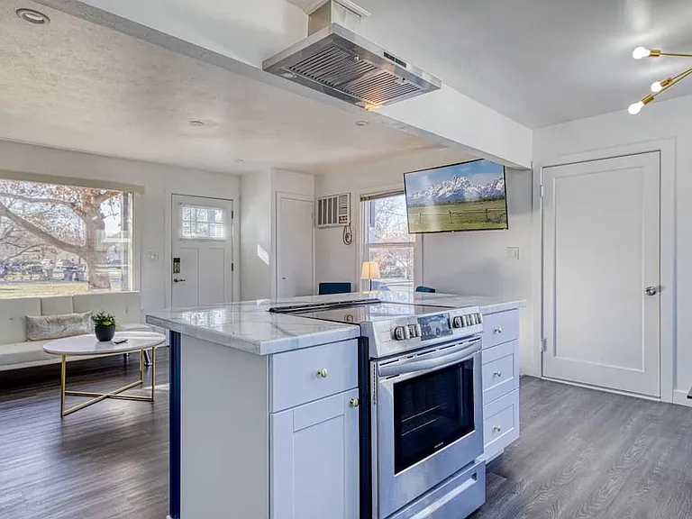 1620 W Boise Ave — Photo 7