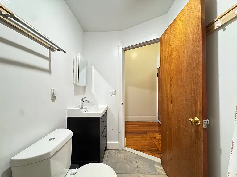 10 Mechanic St — Photo 16