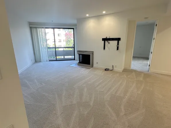 2131 Century Park Ln APT 218, Los Angeles, CA 90067