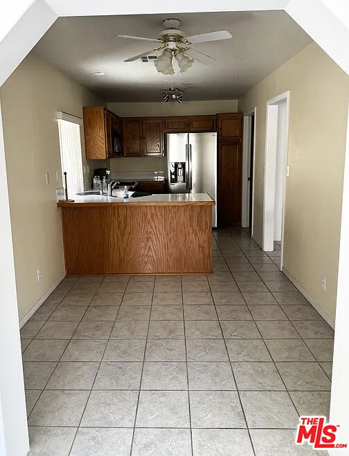 3 bed, 2.0 bath, 1636 sqft, $3,000 — Photo 3