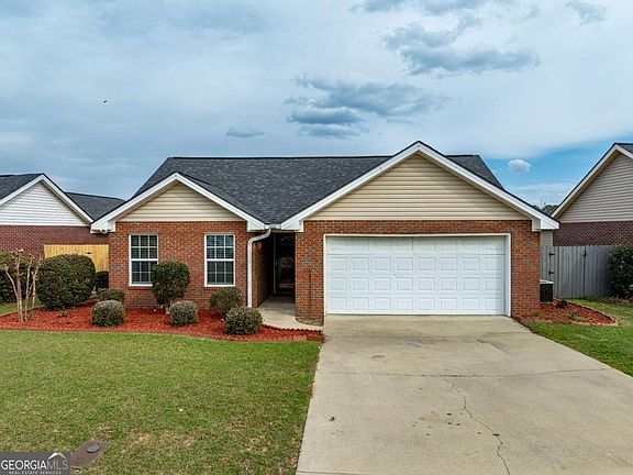 3rd image of 539 Osprey Cir