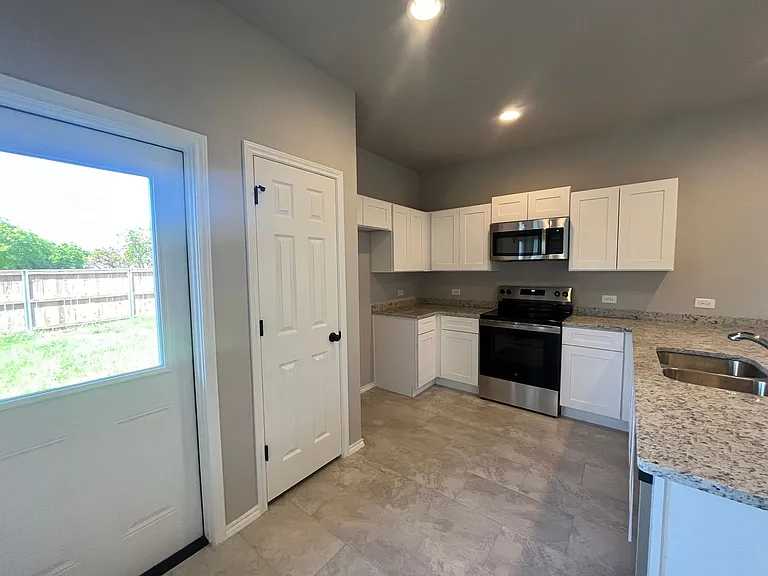 8619 Valentina Way #101 — Photo 8