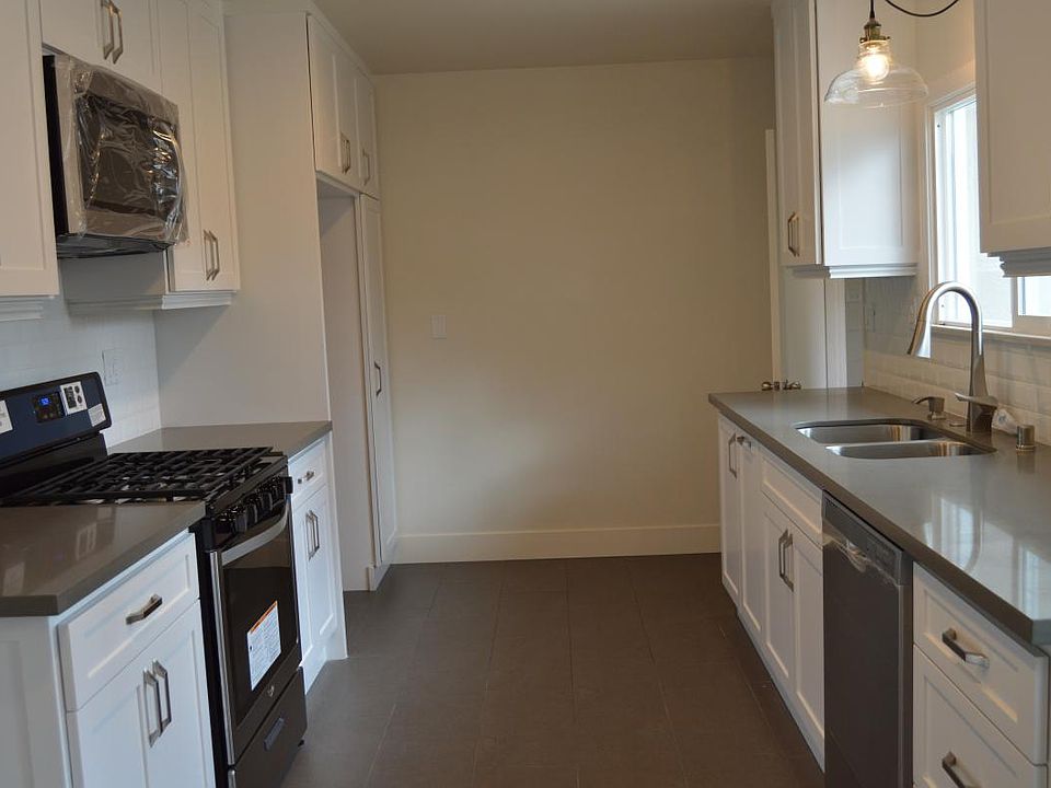 1st image of 2057 E Villa St