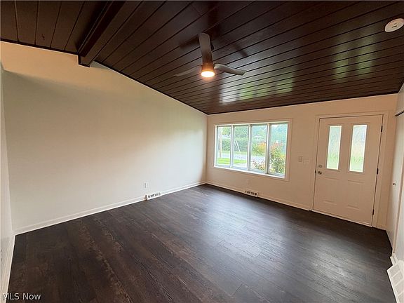 4th image of 793 Georgetown Ave