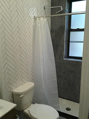 Rented by Greenacre Management | media 22