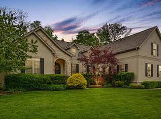 8819 Creighton Dr, Powell, OH 43065