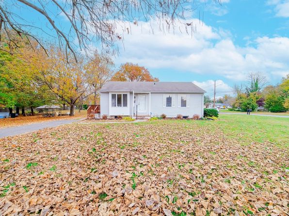 1082 Mayfair Ct #B