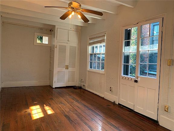 5th image of 727 Saint Ann St #E