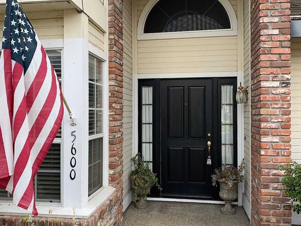 1st image of 5600 Montclair Cir
