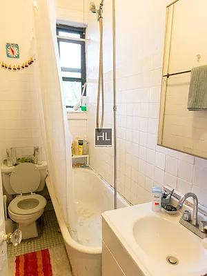 Rented by Highline Residential | media 9