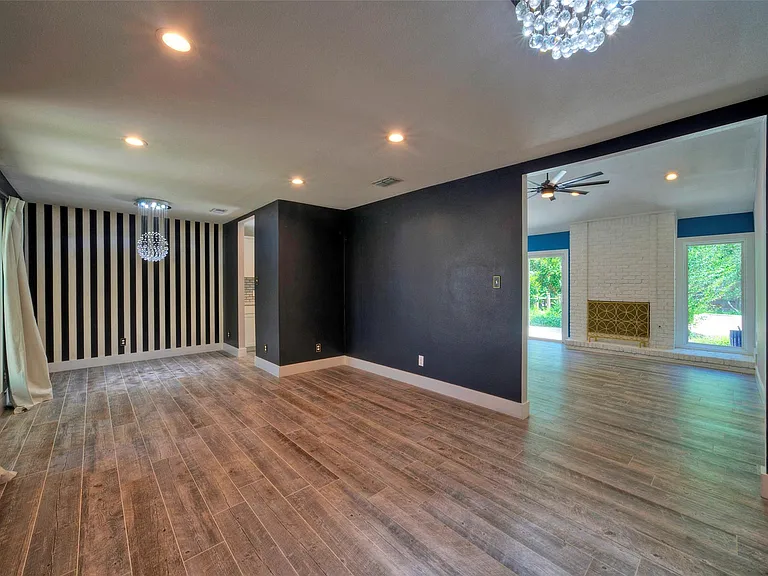 10129 Aspen St — Photo 4
