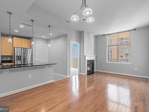4th image of 11990 Market St Unit 1508
