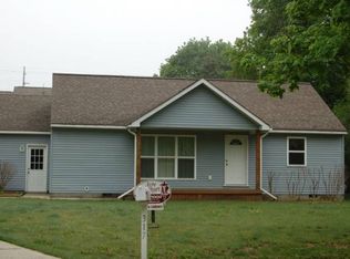 317 Sandy Ridge Ct, Midland, MI 48640