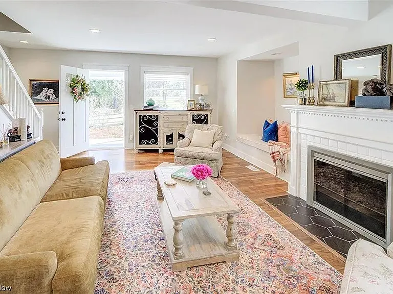 343 E Garfield Rd — Photo 18