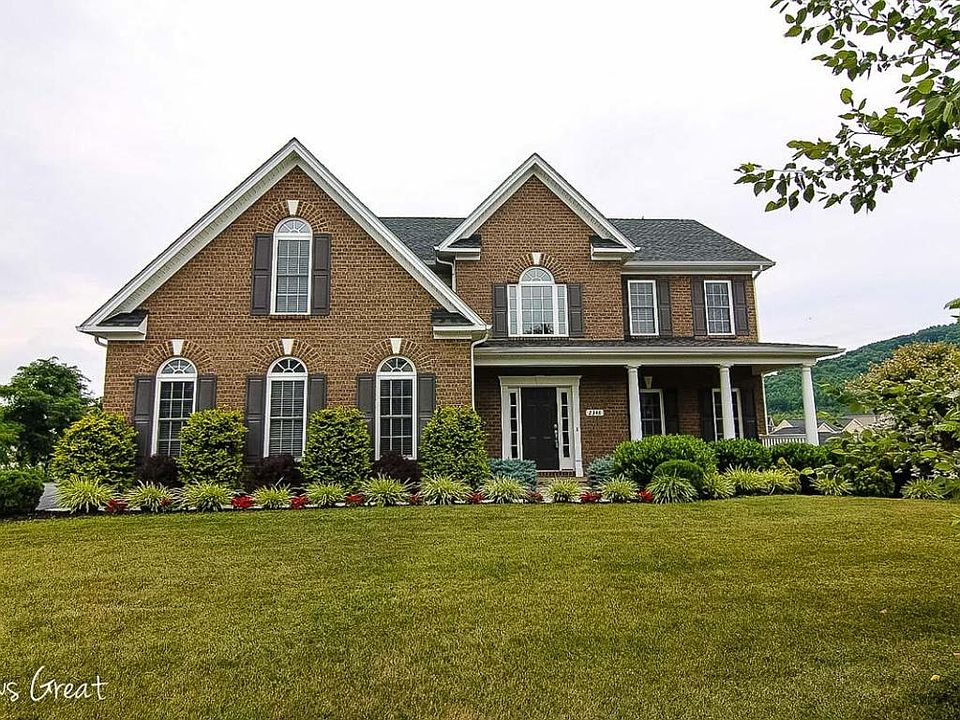 1st image of 2348 Foxfield Ln