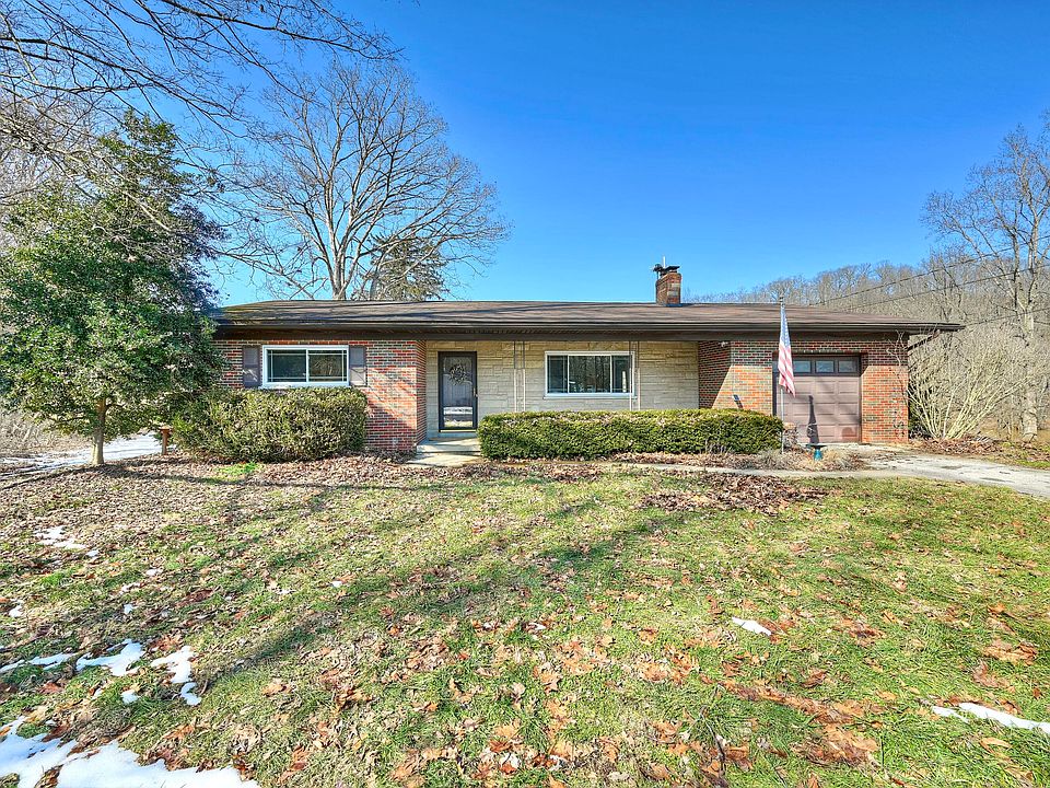 1st image of 118 Riverside Dr