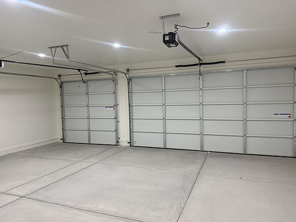 5th image of 12518 E 50th Ln