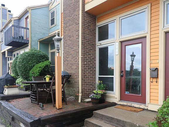 2nd image of 542 Tusculum Ave