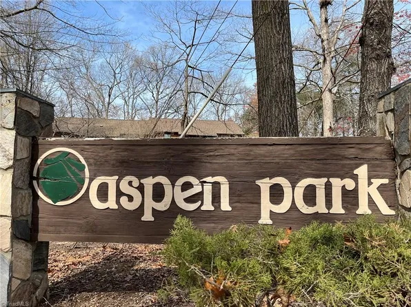 1302 Aspen Way, Winston Salem, NC 27106