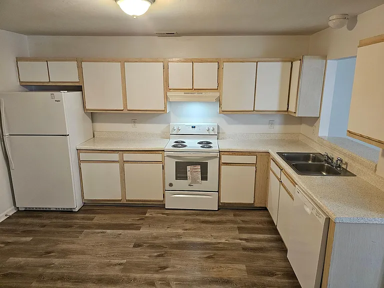 211 Mesa Ln — Photo 32