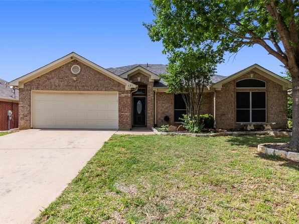 621 Jamie Ln, Mansfield, TX 76063