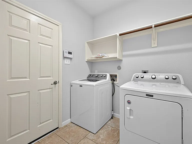 50 Vershire Cir — Photo 23