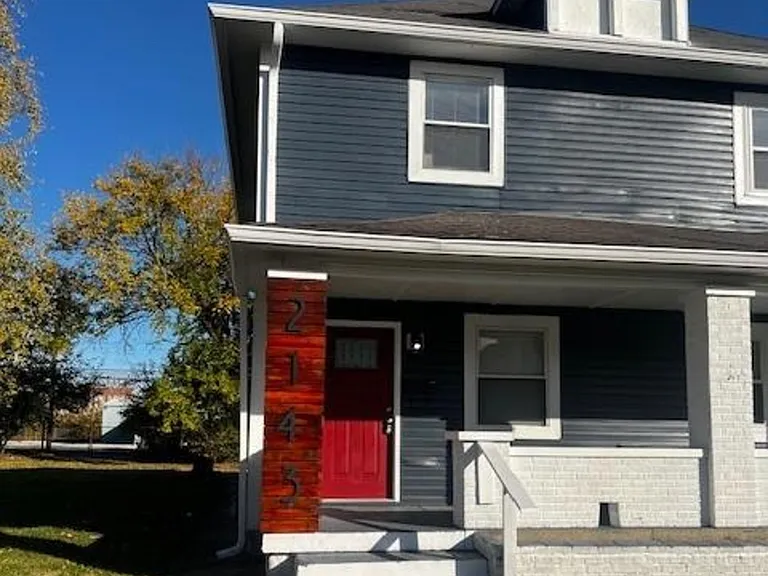 2143 Bellefontaine St — Photo 3