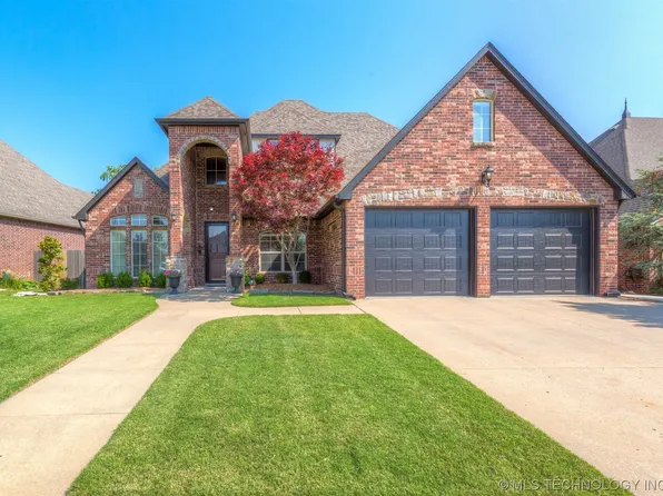 16713 E 49th Pl, Tulsa, OK 74134