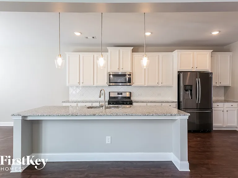 451 Victoria Heights Dr — Photo 5