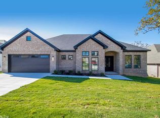9225 Rapid Water Dr, Sherwood, AR 72120