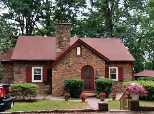 2619 Jefferson Park Cir #1, Charlottesville, VA