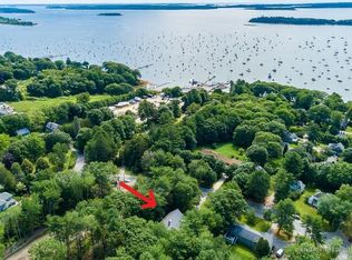 206 Foreside Rd, Falmouth, ME 04105