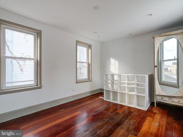 1026 N 4th St, Philadelphia, PA 19123