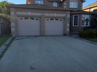 36 Thicketwood Ave, Barrie, ON L4N5Y4