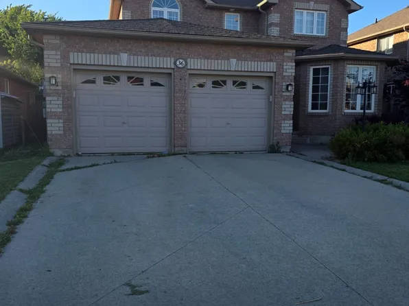 36 Thicketwood Ave, Barrie, ON L4N 5Y4