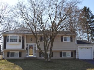 6 Ann St, Succasunna, NJ 07876