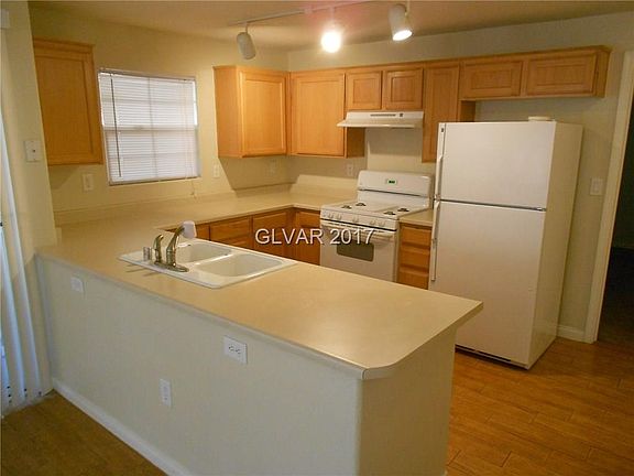 3rd image of 7660 W Eldorado Ln Unit 120